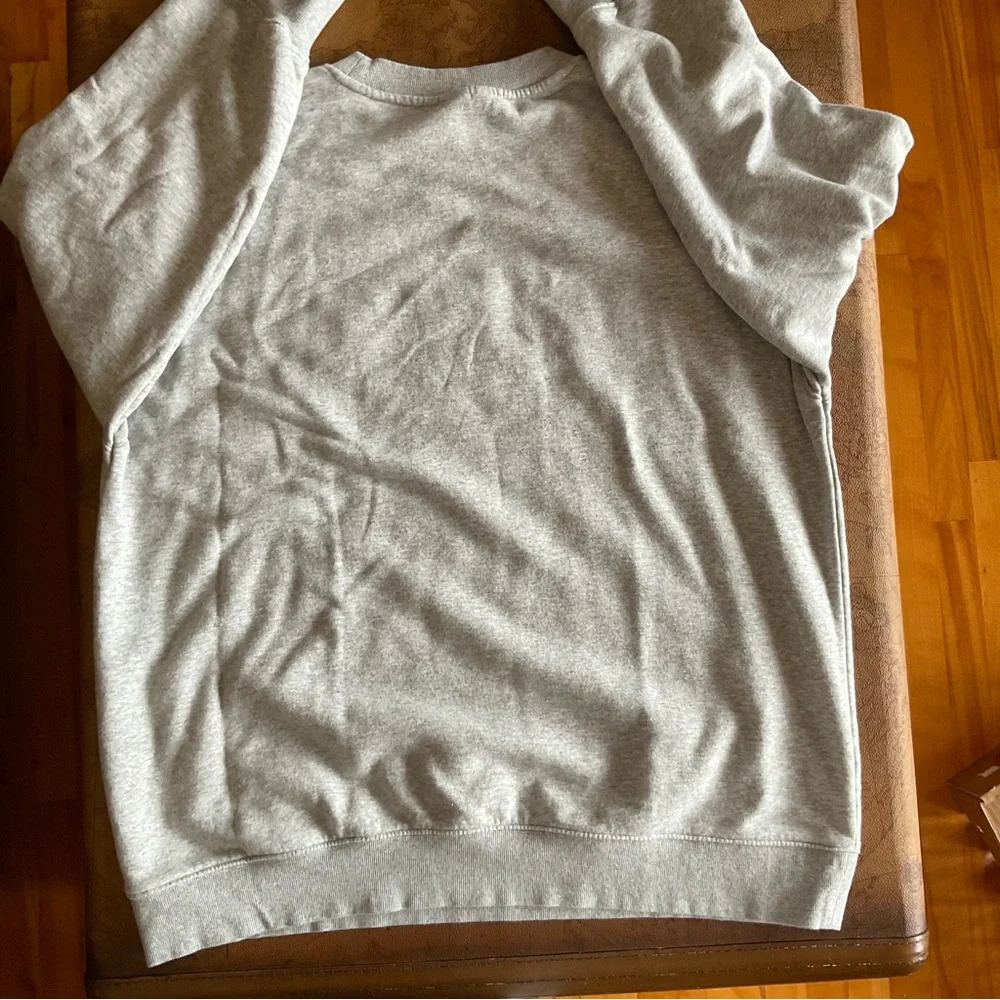 H&M Paris sweatshirt size large, grey with white - Picture 7 of 8